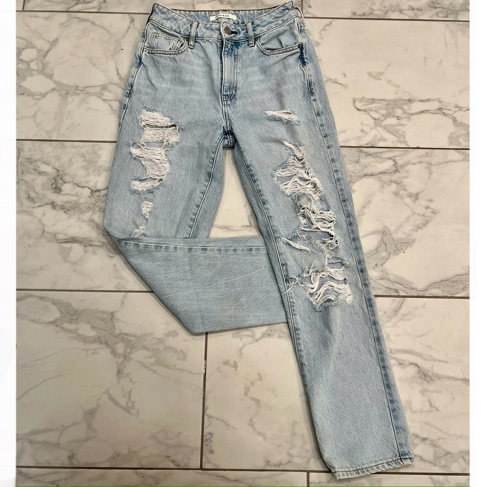 PacSun Mom Jeans High-Rise Distressed Light Wash Denim - Picture 7 of 16